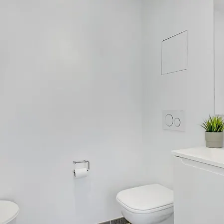 Prázdninový dům 4 Bedroom Cozy In S *