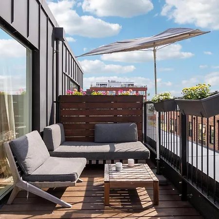 4 Bedroom Cozy In S *