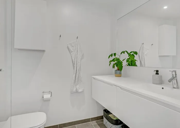 4 Bedroom Cozy In S Holiday home Copenhagen